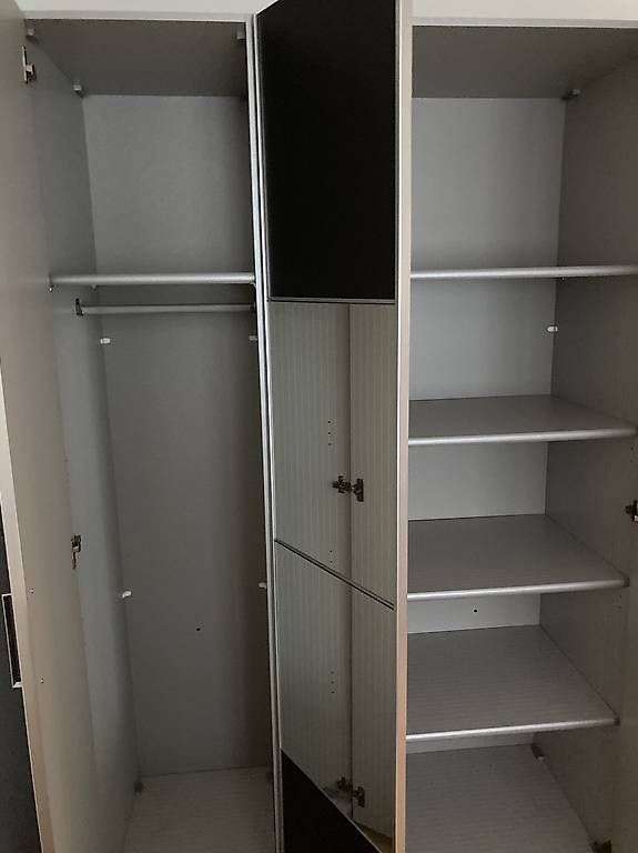 Schränke: Kleiderschrank – Gebraucht aus Ebikon von rog_pkt2