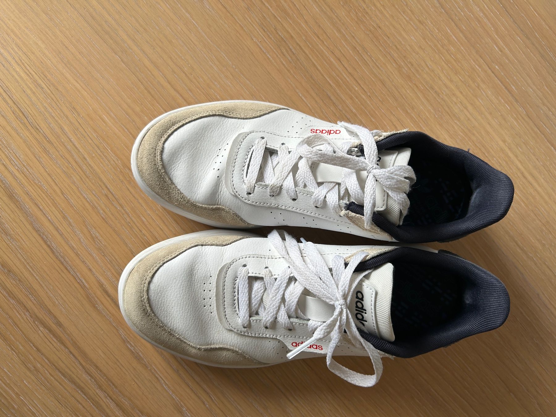 Adidas Scarpe da uomo: Tennis Adidas T42 – Usato da Fribourg venduto da sophlg 3