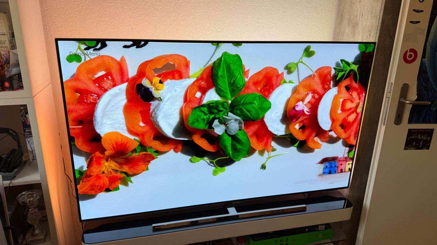 Philips Televisori: Fernse 65 Zoll mit Möbel Weis Philips – Usato da Kandergrund venduto da fre_5lgk 8