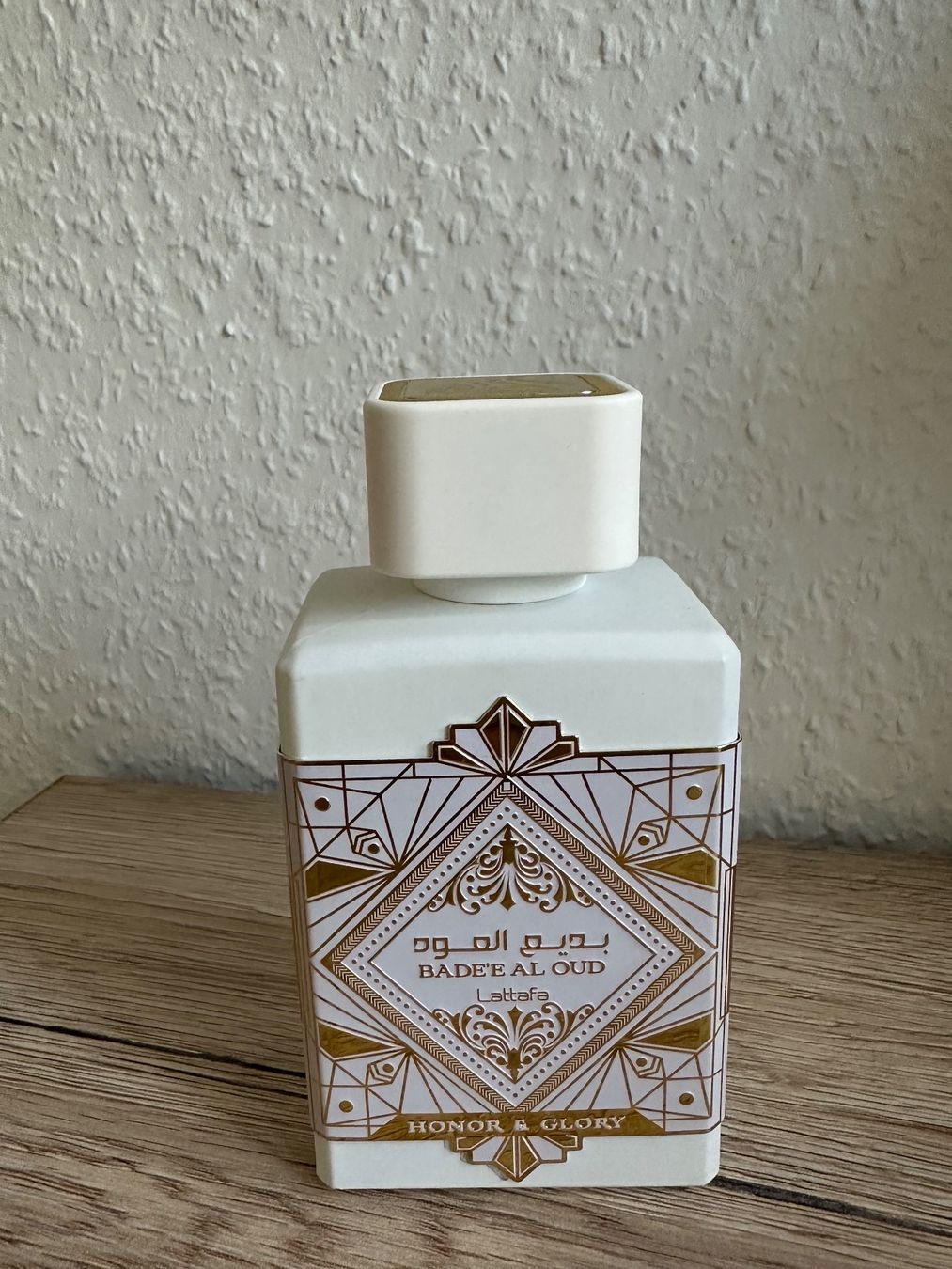 Profumi & Eau de Toilette: Lattafa Badee Al Oud Honor & Glory Eau de Parfum – Nuovo (secondo la descrizione) da Horgen venduto da flo_xhj6