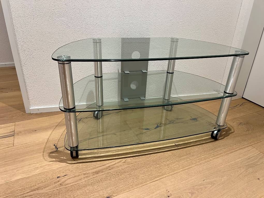 TV Möbel: TV Möbel Glas/Metall auf Rädern – Gebraucht aus Weggis von Artemis9