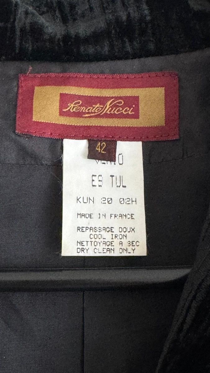 Giacche: Renate Nucci Blazer size 42   – Usato da Genève venduto da gvokiii 1