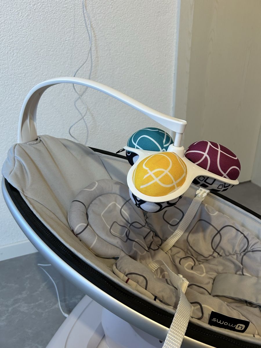 4moms Sdraiette & Sdraiette a dondolo: mamaRoo Babywippe – Usato da Hagenbuch ZH venduto da Rayliz17 2