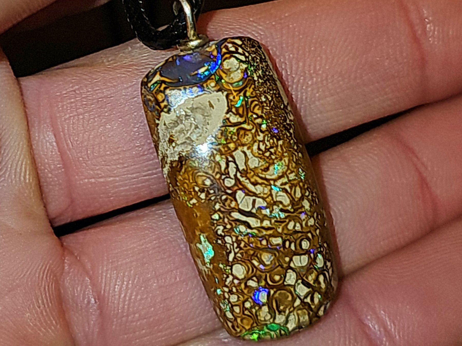 Edelsteine: Natürlicher australischer Boulder Opal Anhänger – Gebraucht aus Uerkheim von Winwinner 1
