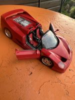 Ferrari F50 Spielzeugauto rot guter Zustand