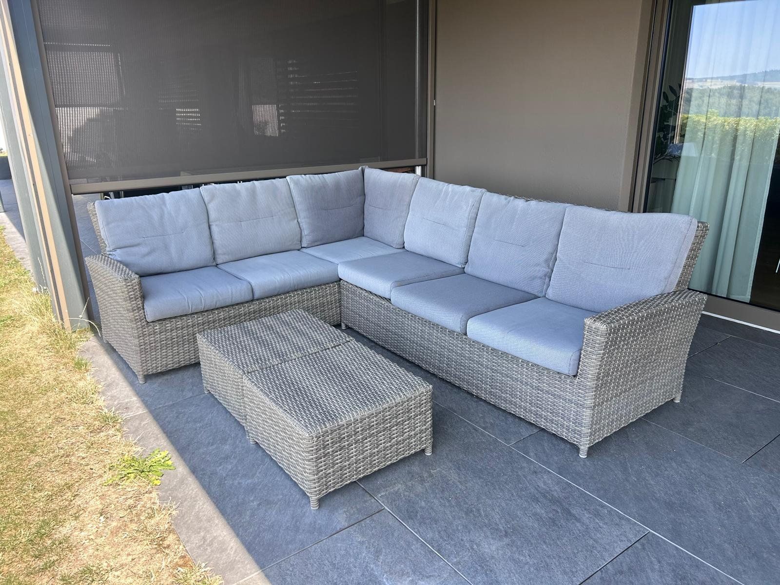 Sofas: Gartenlounge Rattan Ecksofa – Gebraucht aus Unterlunkhofen von airstar