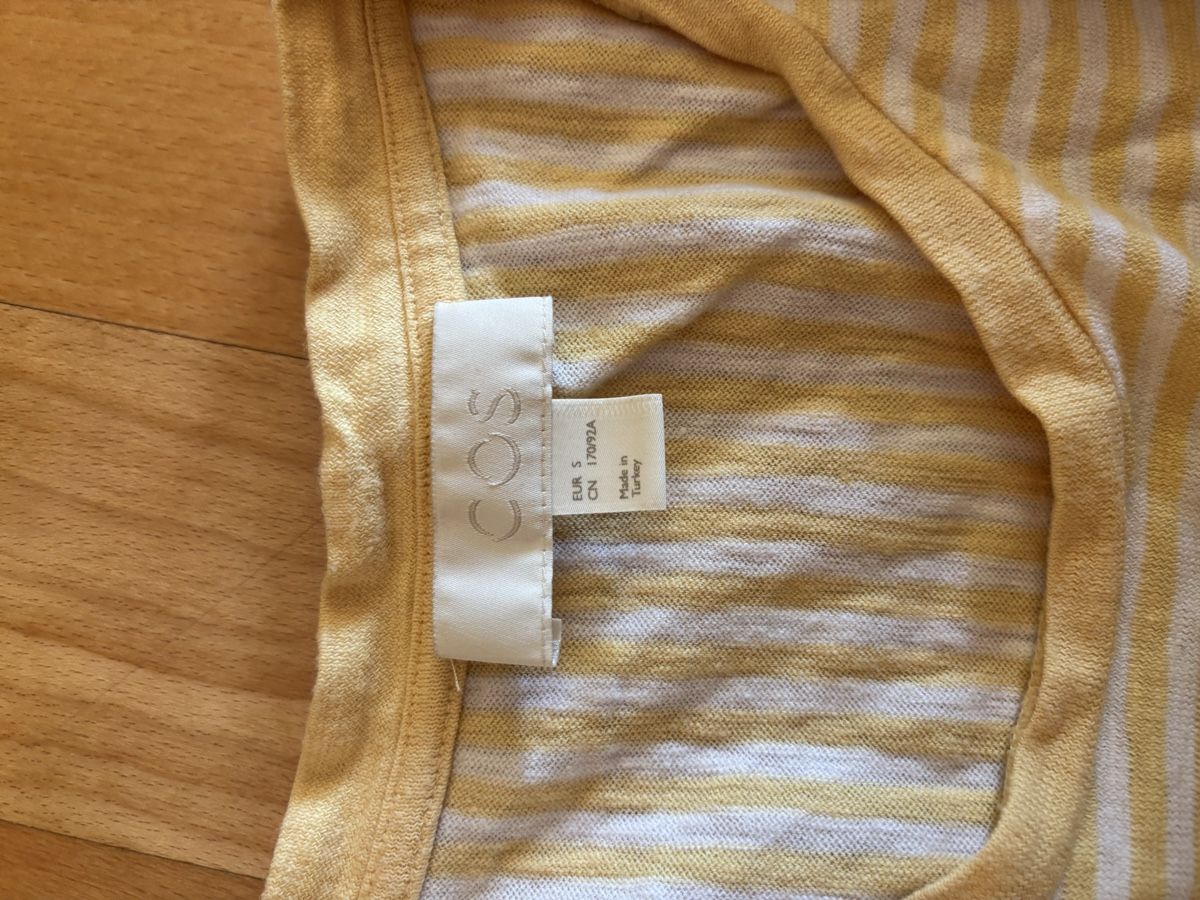 Hemden: Cos Yellow Striped shirt – Gebraucht aus Chexbres von doe_xns6 1