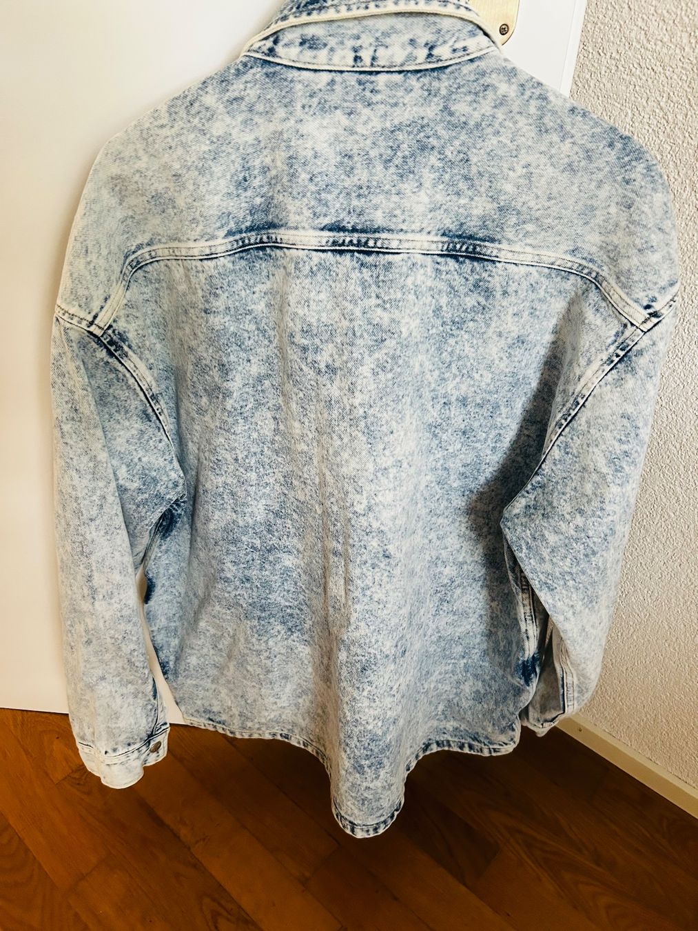 Calvin Klein Giacche: Calvin Klein Oversized Denim Jacket – Usato da Frauenfeld venduto da Ufi83 5