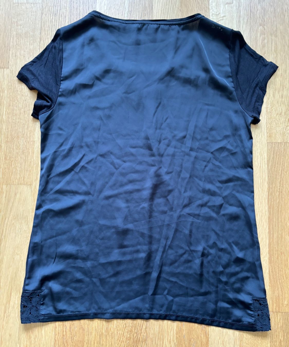 Esprit T-shirt: ESPRIT Shirt – Usato da Zürich venduto da Tzhkely24 4
