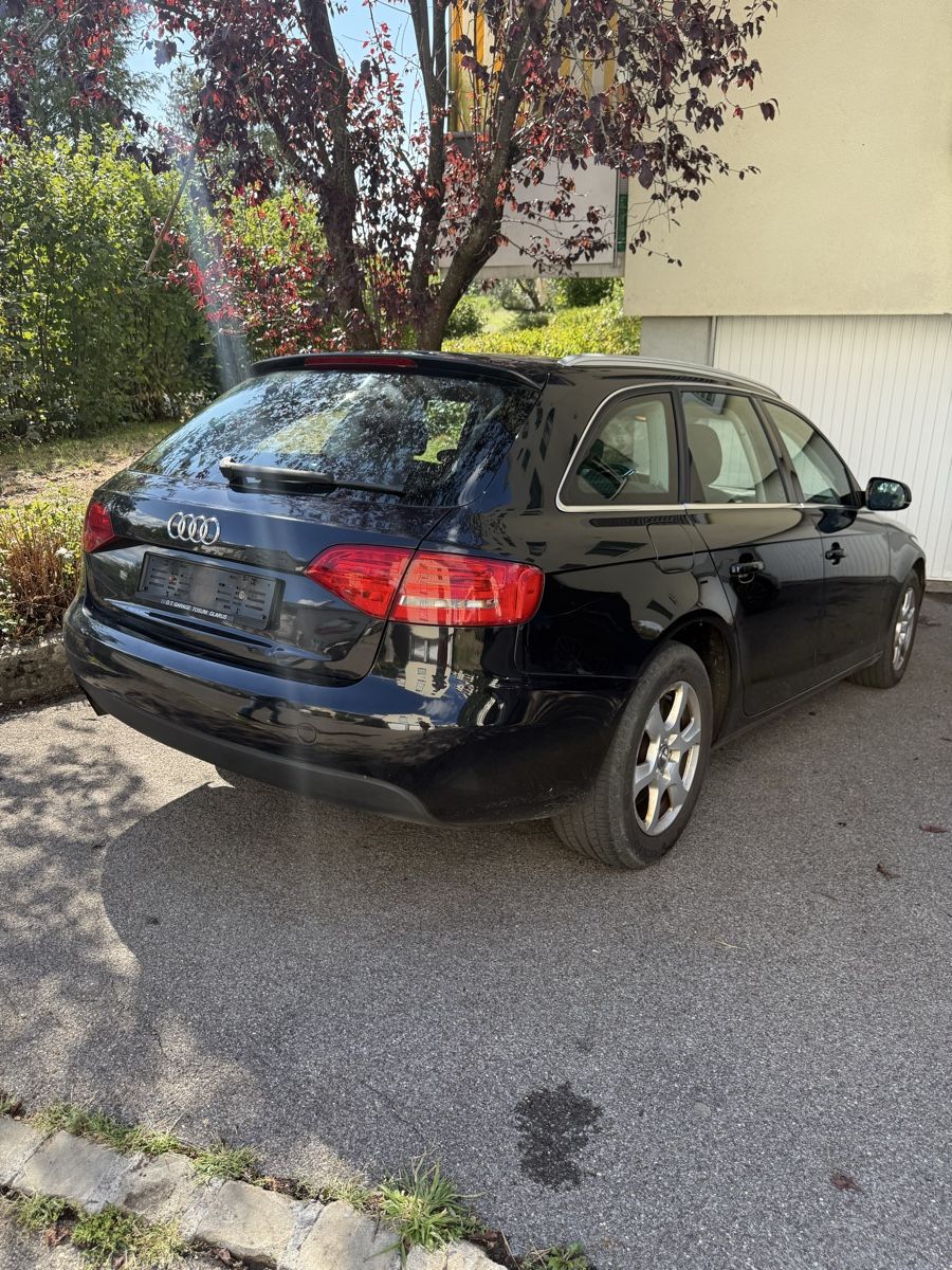 Audi Autos: Audi A4 – Gebraucht aus Rüti ZH von ES95 6