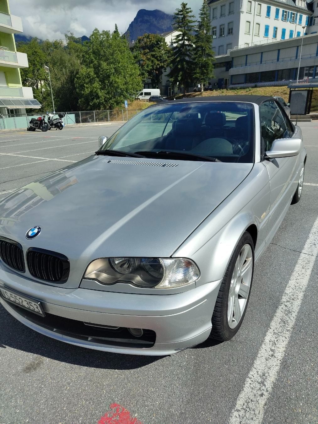 BMW Automobili: BMW 330ci Convertible, A classic! – Usato da Zürich venduto da jungaker 4