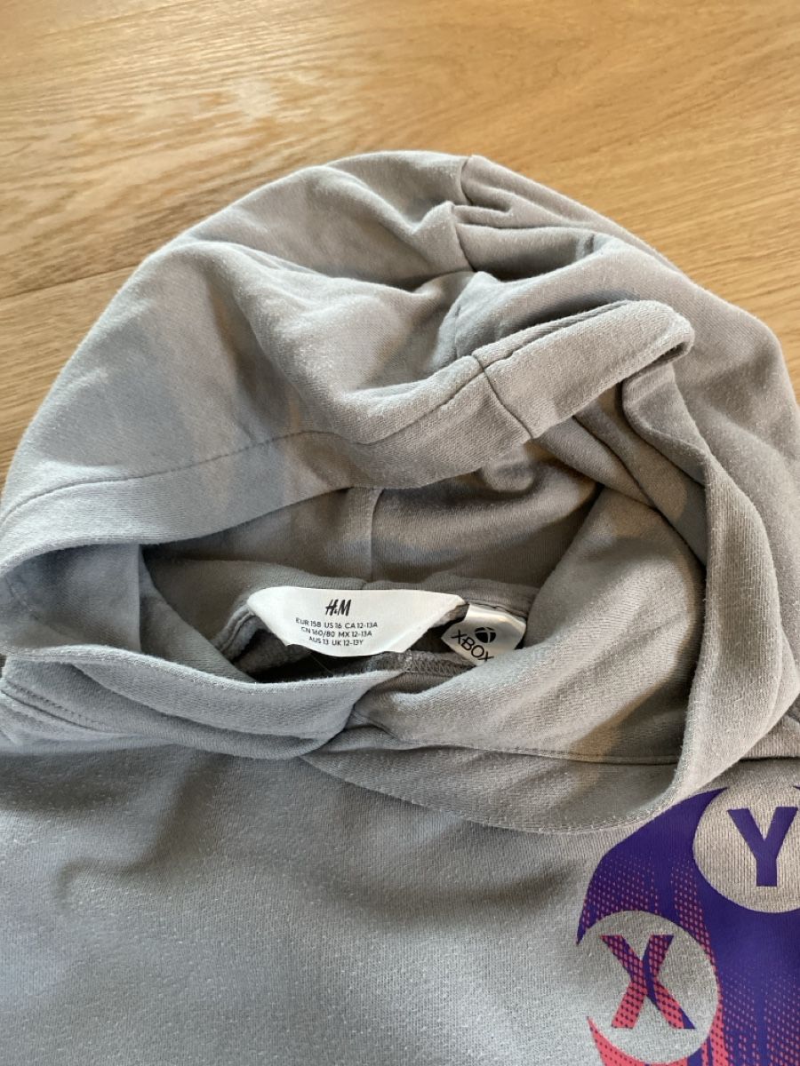 H&M Pulls et sweat-shirts: Kapuzenpulli Gr. 158 – D'occasion à Illnau par Dodo115 1