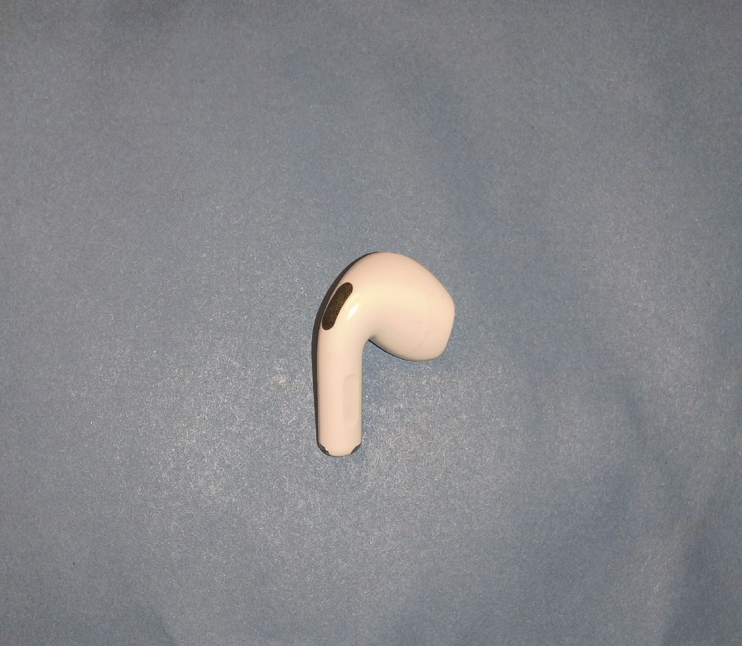 Apple Kopfhörer: Apple AirPods 4 A3050 rechts – Gebraucht aus Zürich von edu_kvc6