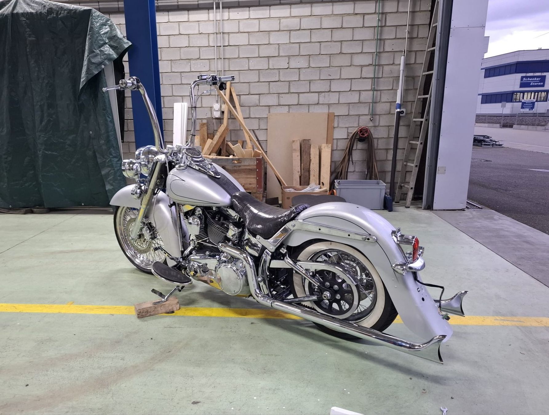 Harley-Davidson Chopper: Harley-Davidson FLSTC Projekt – Difettoso da Aarau venduto da sgl_y755 1