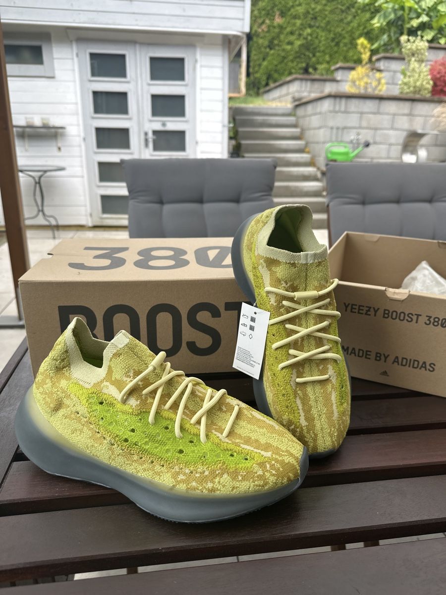 Adidas Scarpe da uomo: Yeezy Boost 380 Hylte Glow Grösse 45.3 – Nuovo e nell'imballaggio originale da Grenchen venduto da CaptainDan95