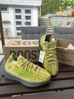 Yeezy Boost 380 Hylte Glow Grösse 45.3