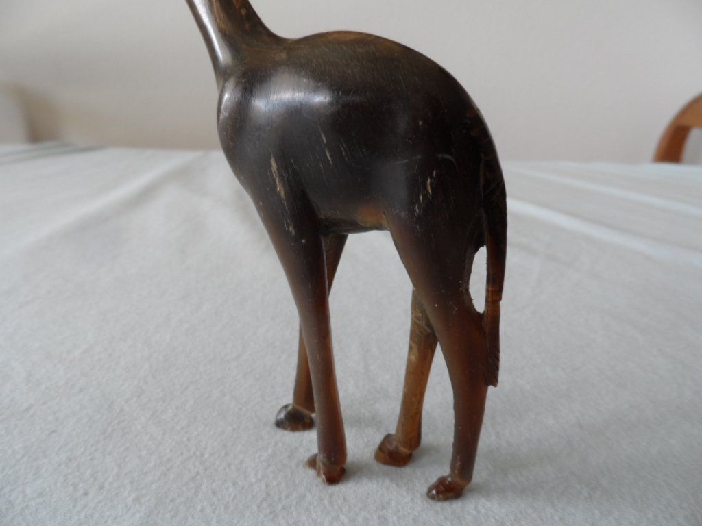 Figuren: Antike Giraffenfigur aus Horn, handgeschnitzt! – Gebraucht aus Zürich von Putsch92 5