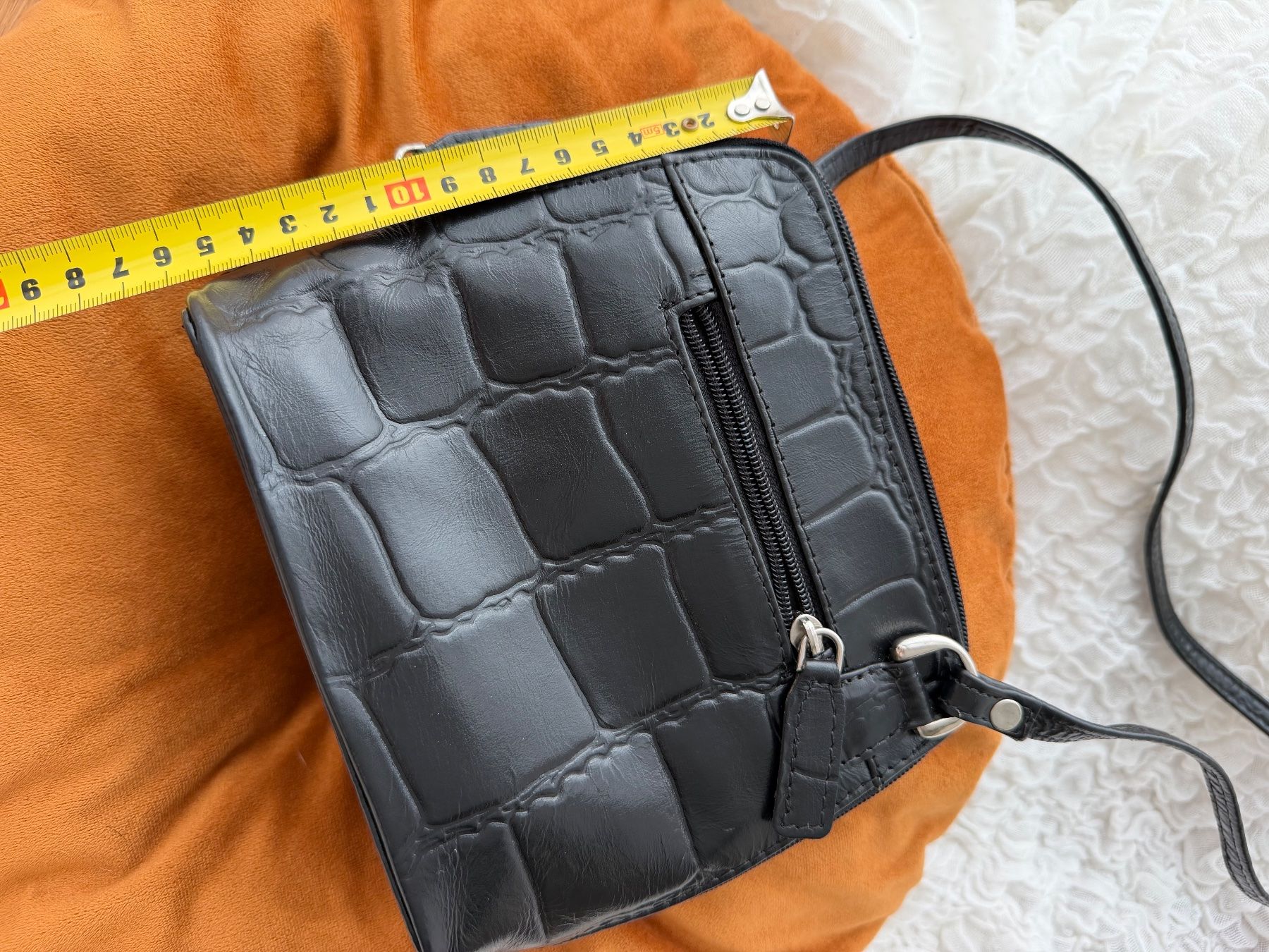 Sacs femmes: NIKA TASCHE SCHWARZ – Neuf (Voir description) à Luzern par szu_th9s 2
