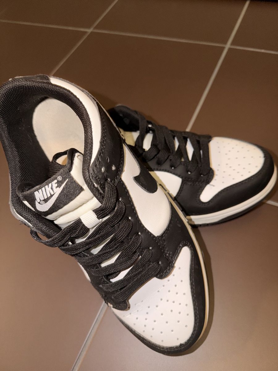 Scarpe da uomo: Diverse Schuhe  – Usato da Zürich venduto da SiLENZiO 2