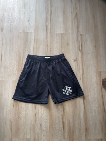 Shorts noirs, L, marque EE, neuf