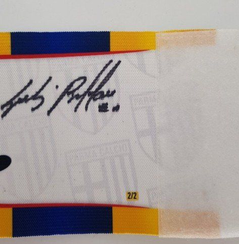 Autogramme: Fascia Capitano preparata e autografata da Gigi Buffon – Neu (gemäss Beschreibung) aus S. Pietro von SORETOLO 2