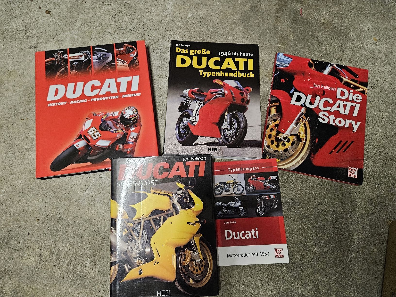 Livres: Div. Ducati Bücher – D'occasion à Dielsdorf par toe51664