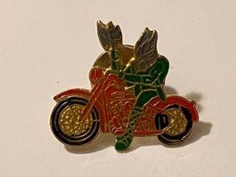 1 Pin Wikinger auf Motorrad