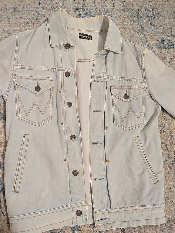 Giacche: Wrangler Jeansjacke – Usato da Aeugst am Albis venduto da ger_lr2j 3