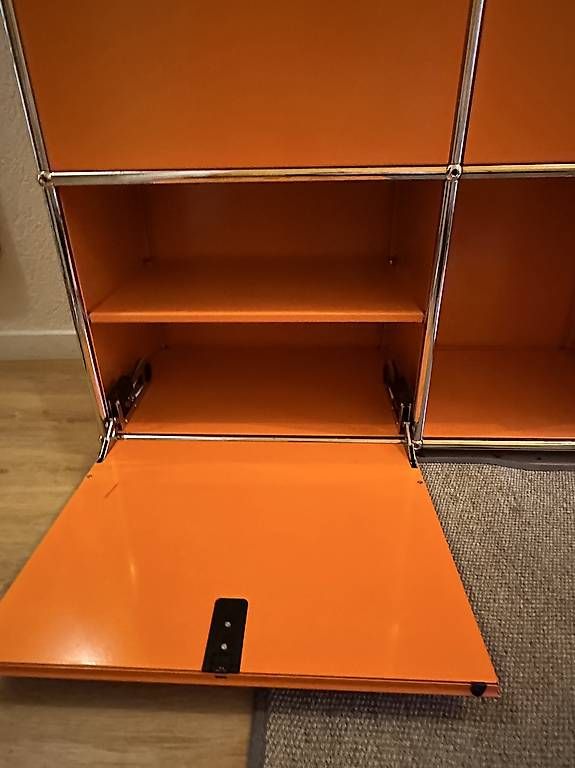 USM Cassettiere: USM orange - Garderobe oder Büro – Usato da Allenwinden venduto da gab_p7sr 1
