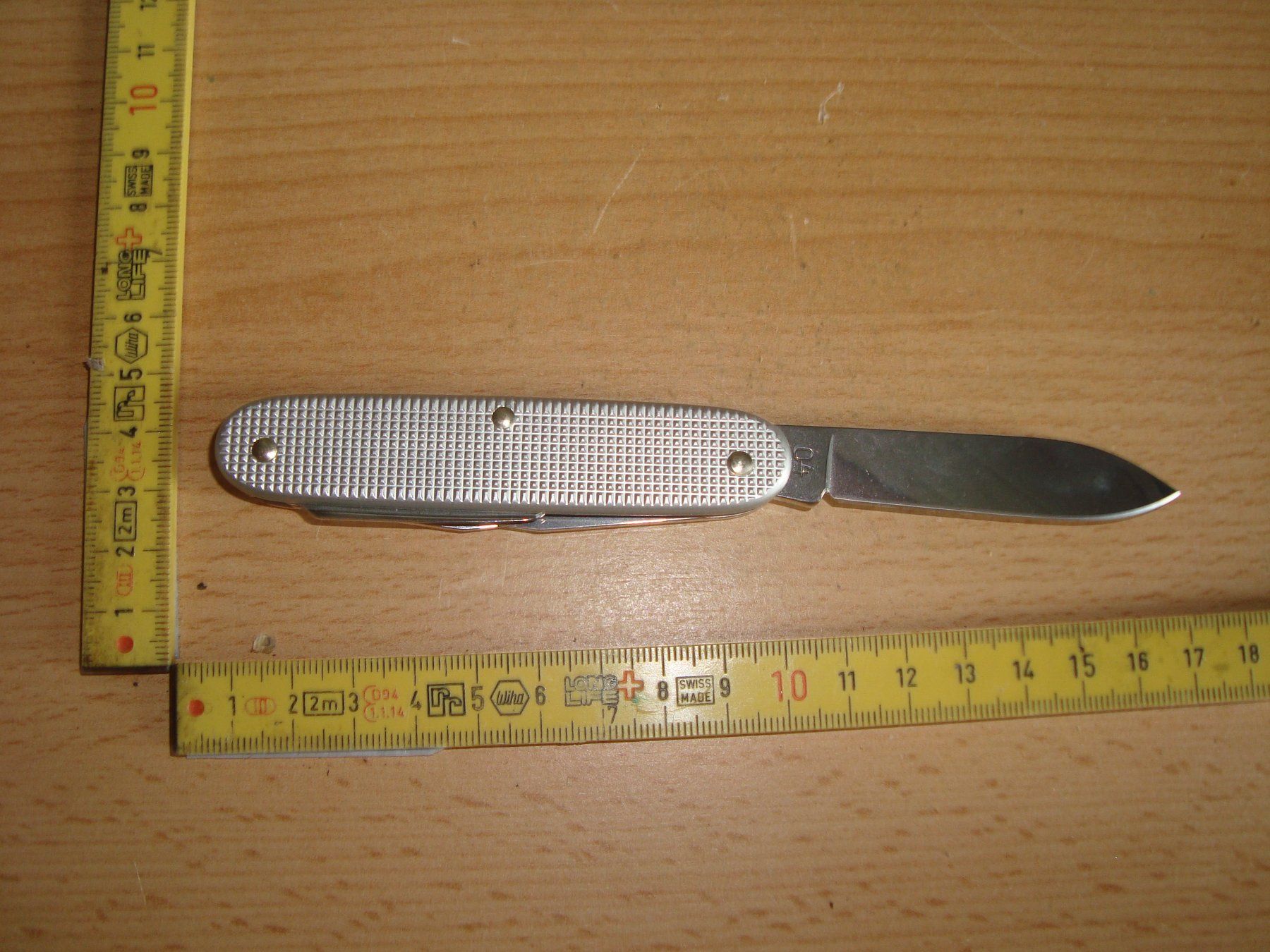 Victorinox Coltelli tascabile: Soldatenmesser 2004 Victorinox – Usato da Vordemwald venduto da tinumesser 1
