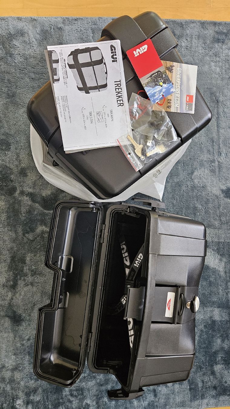 Givi Topcase: Givi Trekker TRK46N schwarz – Nuovo (secondo la descrizione) da Muri b. Bern venduto da NPK60