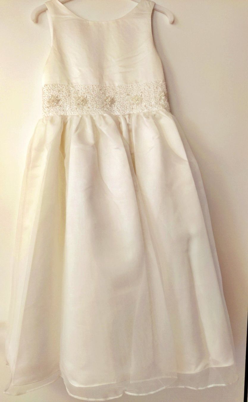 Kleider & Röcke: Kommunionkleid Gr. 134/140 – Neu (gemäss Beschreibung) aus Hittnau von vanescott