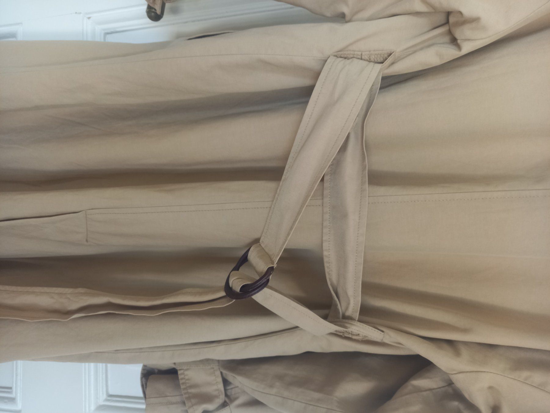 Closed Cappotti: CLOSED Trenchcoat beige – Usato da Fribourg venduto da jul_2rp8 3
