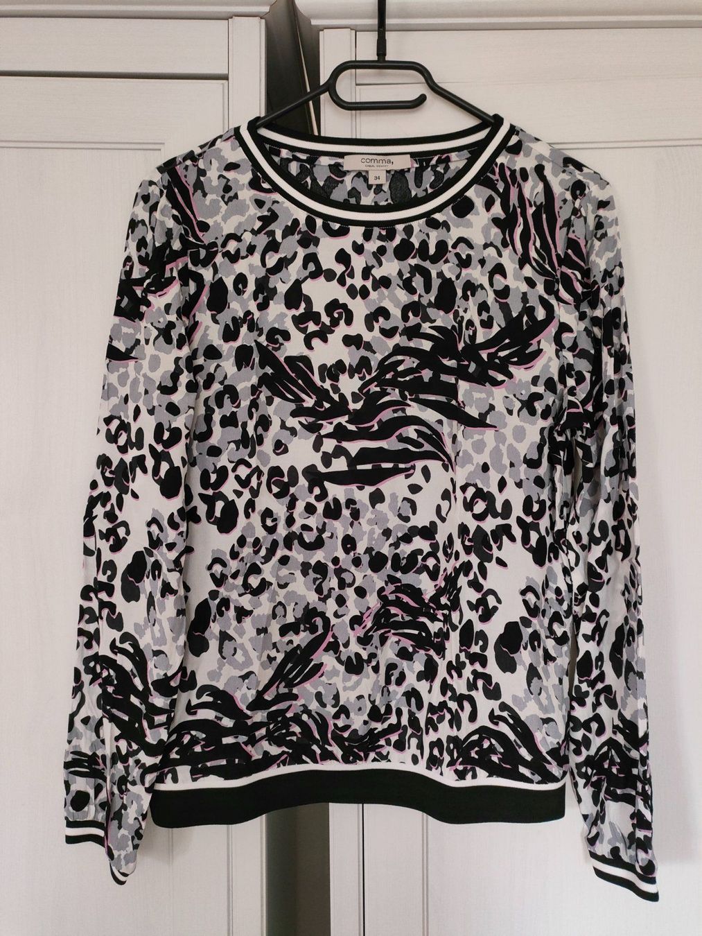 Comma Blusen: Luftiges Blusenshirt von COMMA – Gebraucht aus Adliswil von Vimovi
