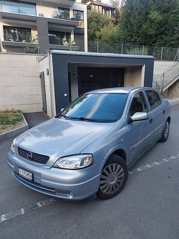 Automobili: Opel Astra – Usato da Davesco-Soragno venduto da pab_2x9h