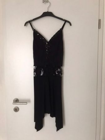 Robe, S