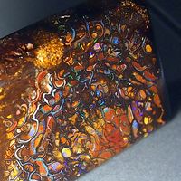 Australian Koroit Opal, voller Funken und Zeichnungen!