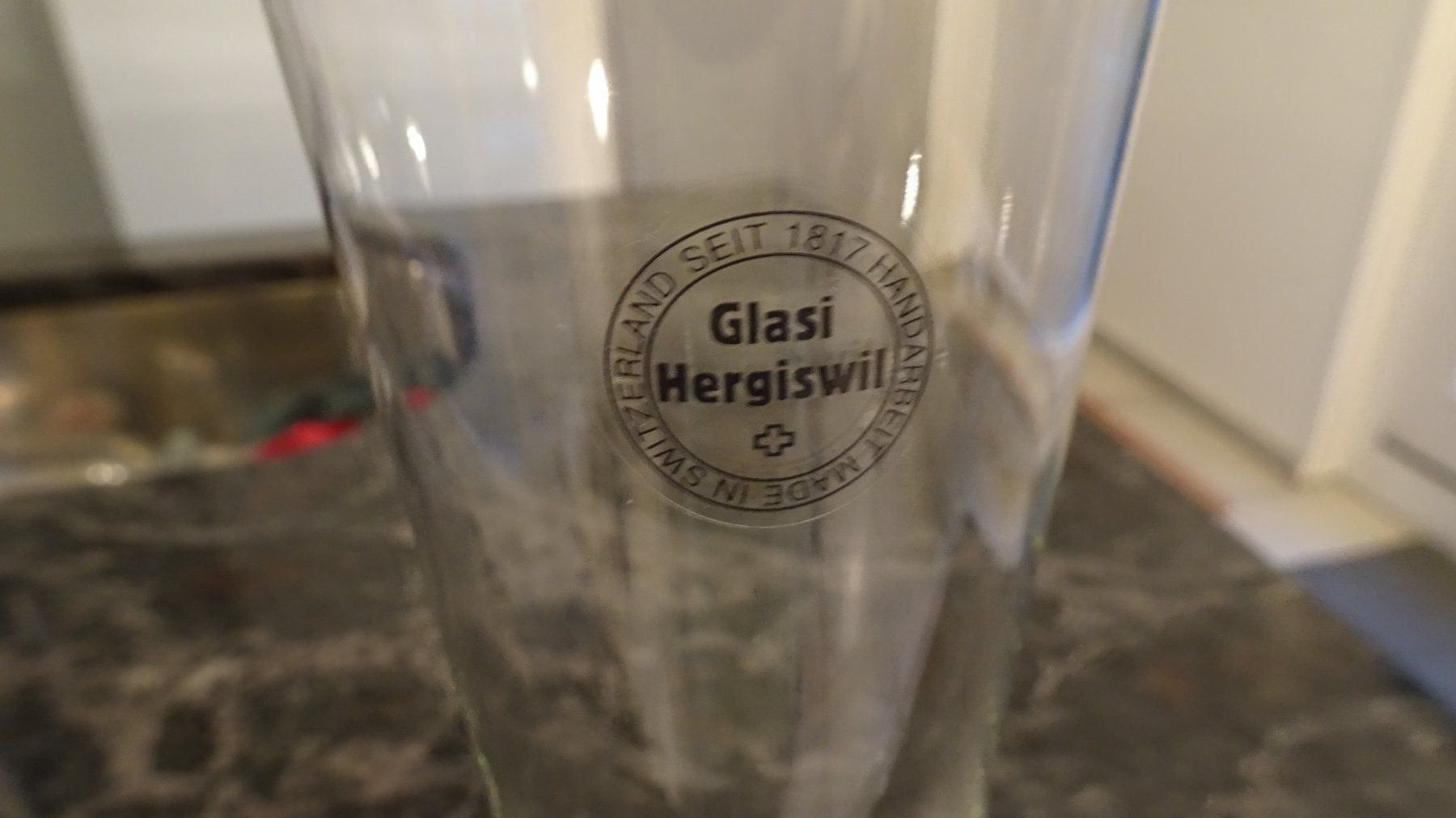 Glasi Hergiswil Bicchieri: Glasi Hergiswil BIERGLAS /ODER VASE DESINGKLASSIKER – Usato da Zürich venduto da Roulet 1
