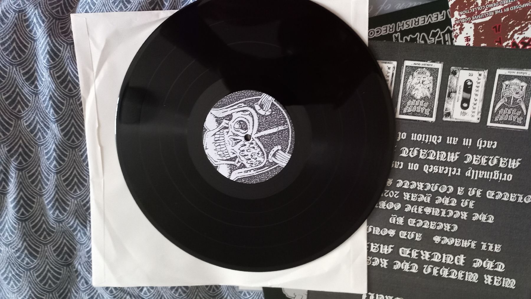 Dischi in vinile: Warped Skull-Feverish...Vinyl LP Dungeon Synth  – Usato da Olten venduto da Donatello1984 2