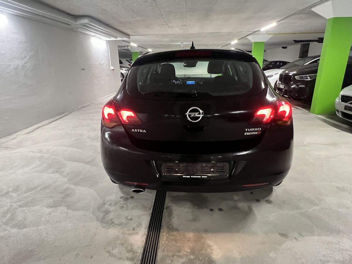 Opel Automobili: Opel Astra 1.4 Turbo – Usato da Menziken venduto da Petrit.b 2