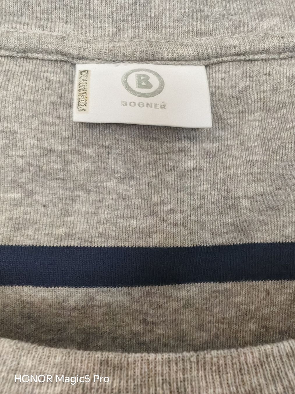 Bogner T-shirt: Langarmtshirt – Nuovo (secondo la descrizione) da Birsfelden venduto da mar_8957 1
