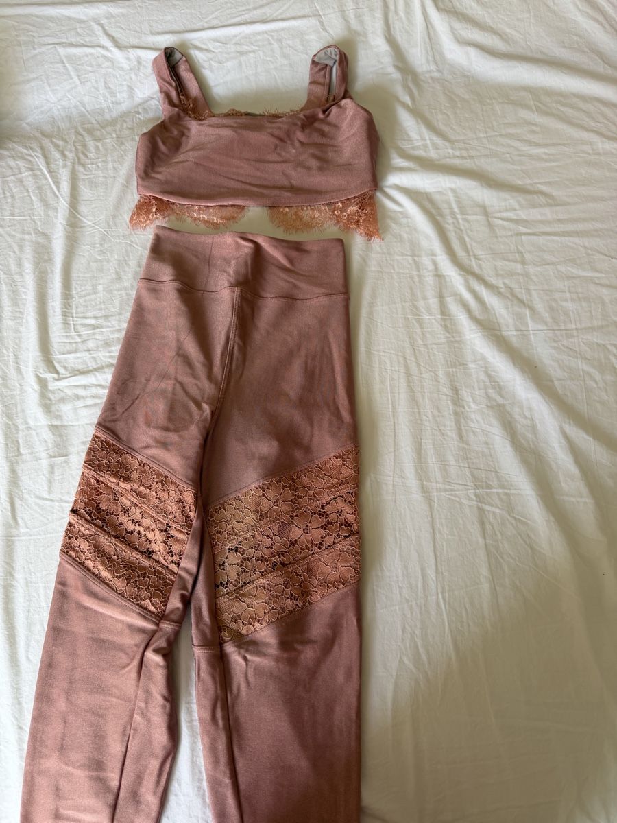 Lotti di vestiti: Sport Set Dusty Rose Lace Size S  – Usato da Winterthur venduto da adriana_1000 2