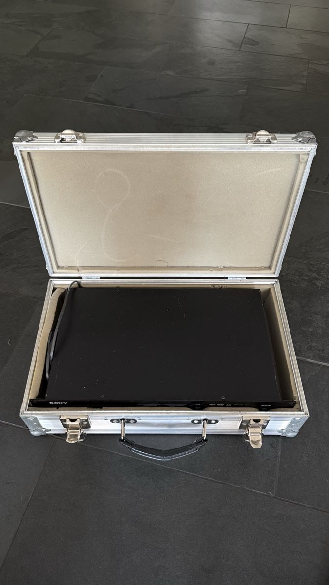 Sony Minidisques: Sony Minidisc Recorder MDS-E55 inkl. Case gebraucht – D'occasion à Wiesendangen par arena007 7