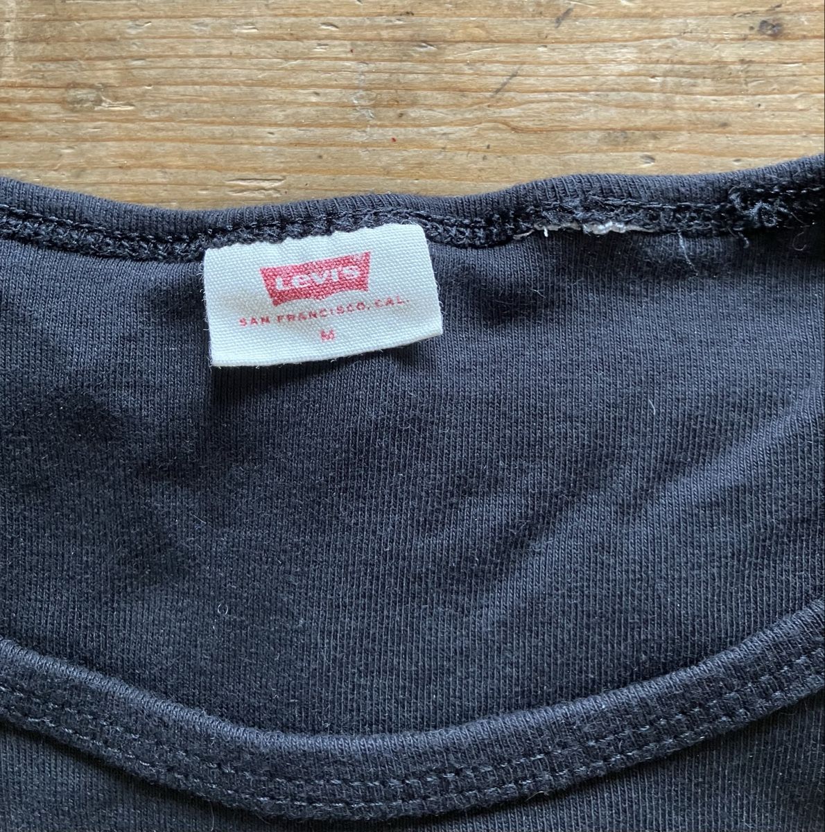 Levi's T-shirt: T-Shirts Levi‘s – Usato da Bern venduto da NathDom 2