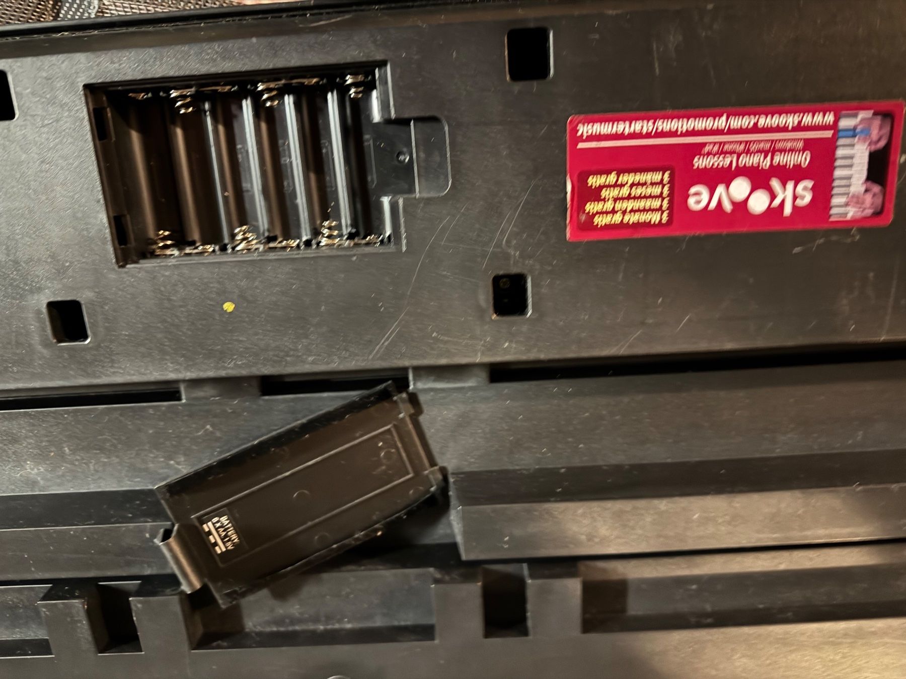 Strumenti musicali: Keboard St-211 mit 1 Mikrofon in 1 Input – Usato da Grabs venduto da mayram27 8
