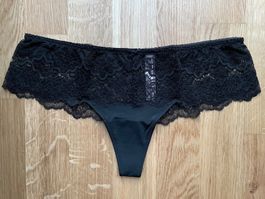 Victoria’s Secret Lace Panty M NEW