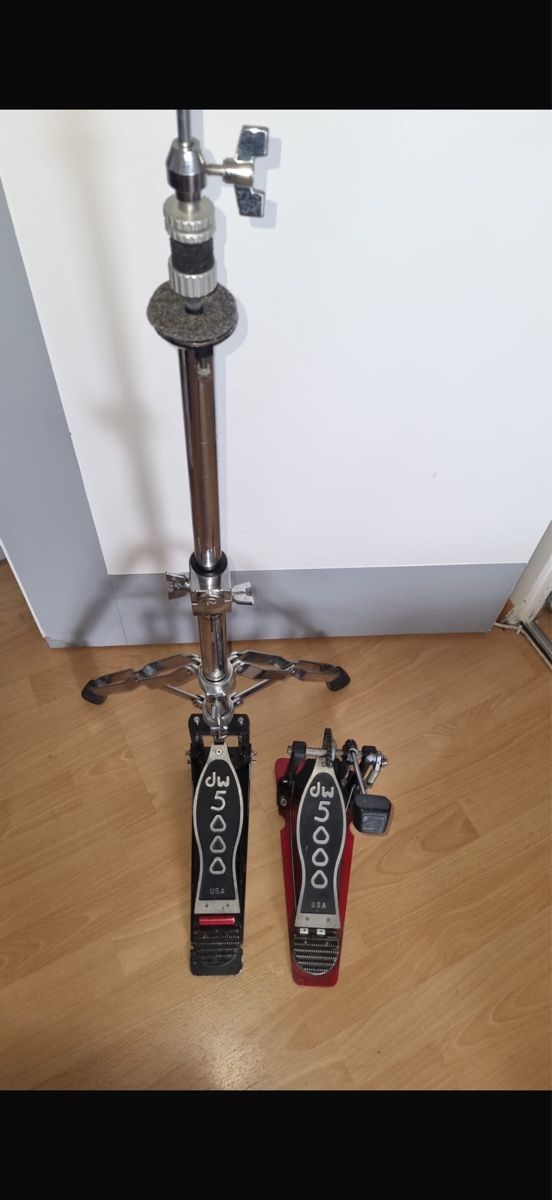 DW Musikinstrumente: DW 5000, Profi-Hardware-Set, 2beiniger Hi-HatStänder u.-Peda – Gebraucht aus Amriswil von ALETAL