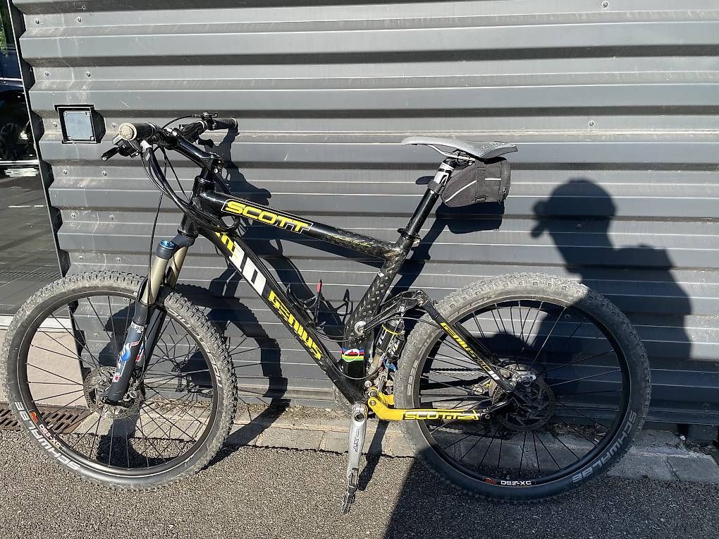 Scott Biciclette: Scott Genius MC 10 MTB – Usato da Schlieren venduto da Irrvin 1