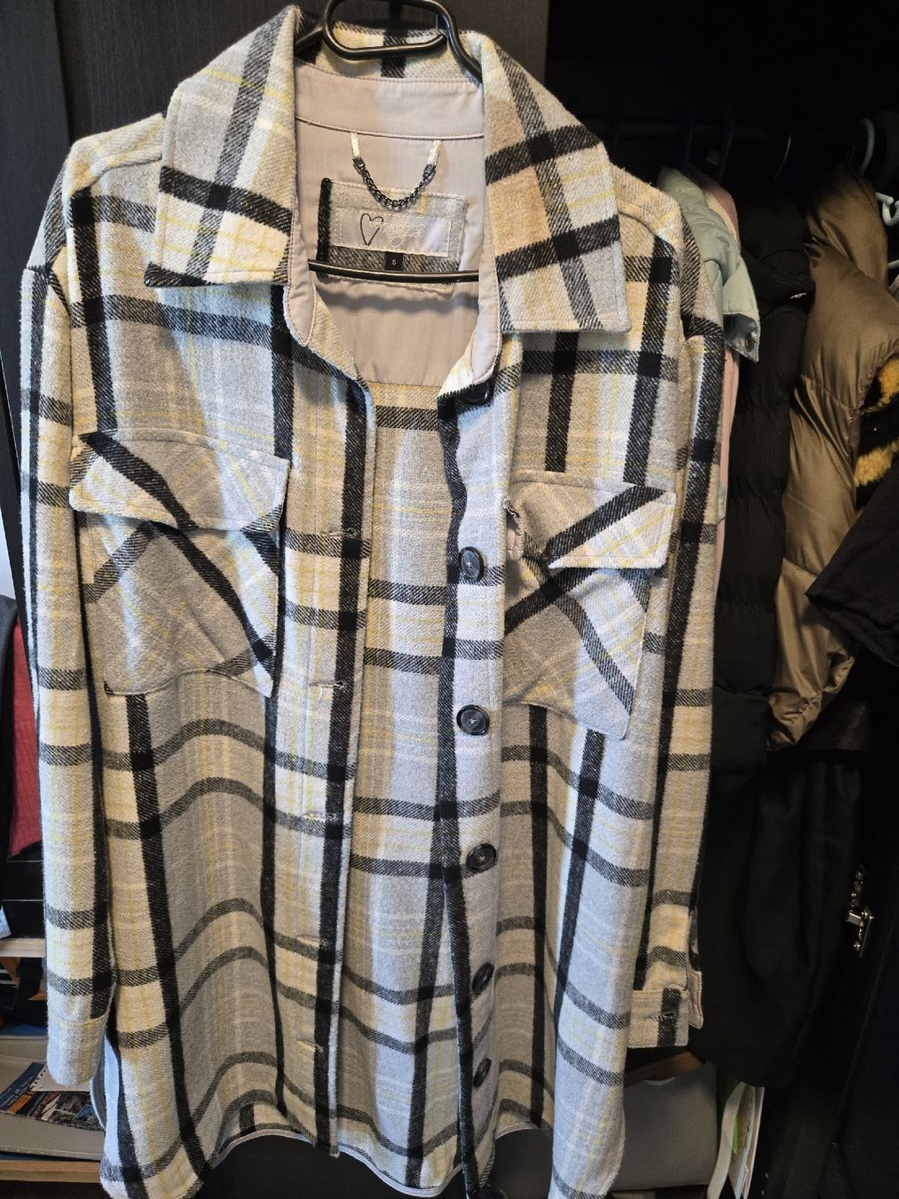 Jacken: Jacke – Gebraucht aus Möhlin von Ponjevici123 1