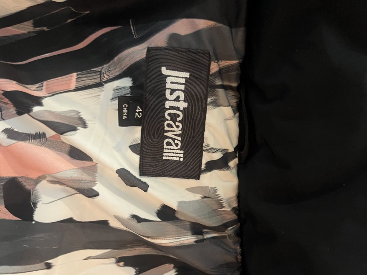 Roberto Cavalli Giacche: Designer Cavalli Winterjacke – Usato da Zürich venduto da Vikkinikki 2